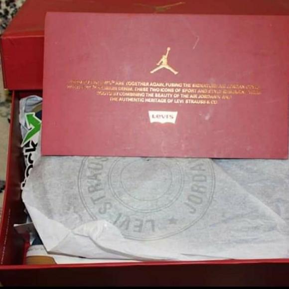 Levis jordens - Picture 5 of 9